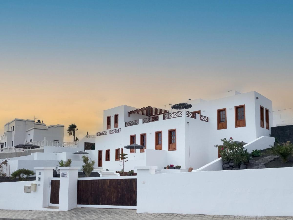 Villa Livia Tías Exteriör bild